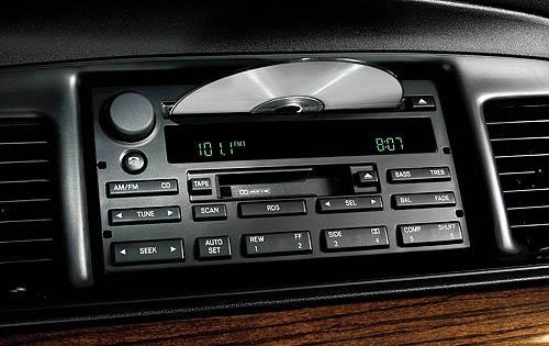 2011 Ford Crown Victoria VINs, Configurations, MSRP & Specs - AutoDetective